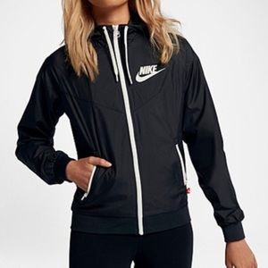 Nike Windrunner Jacket